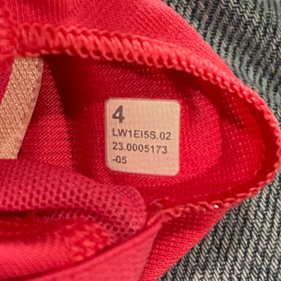 Lululemon Everlux Asymmetrical Tennis Tank Top Lip Gloss Size 4 - Picture 4 of 8